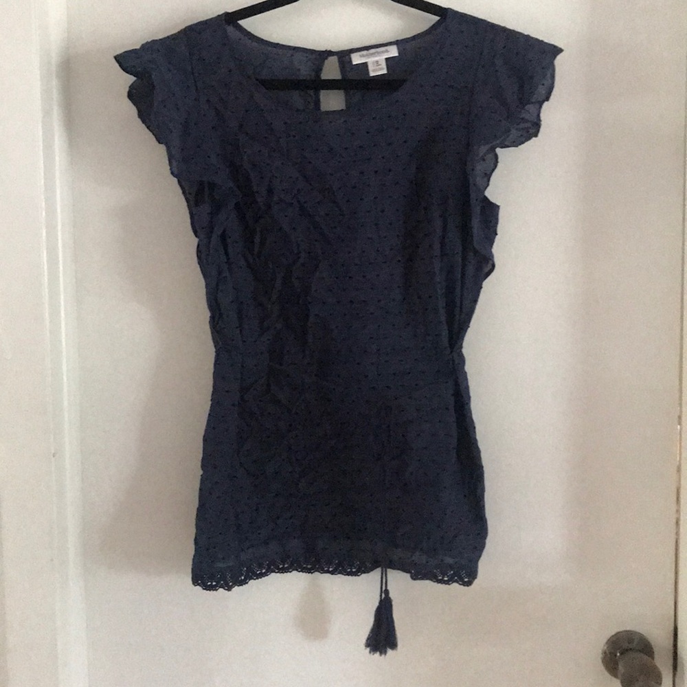 Ruffled sleeve maternity shirt